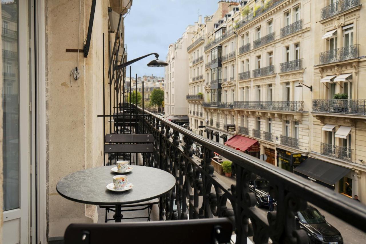 Vestay Montaigne Paris Exterior photo